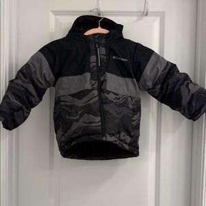 Columbia Two-Tone Black and Gray Jacket